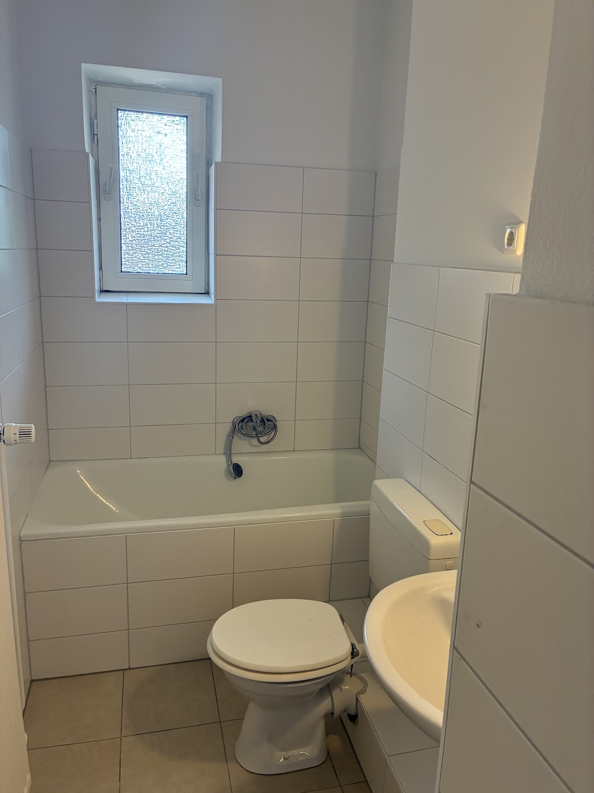 Bad mit Badewanne