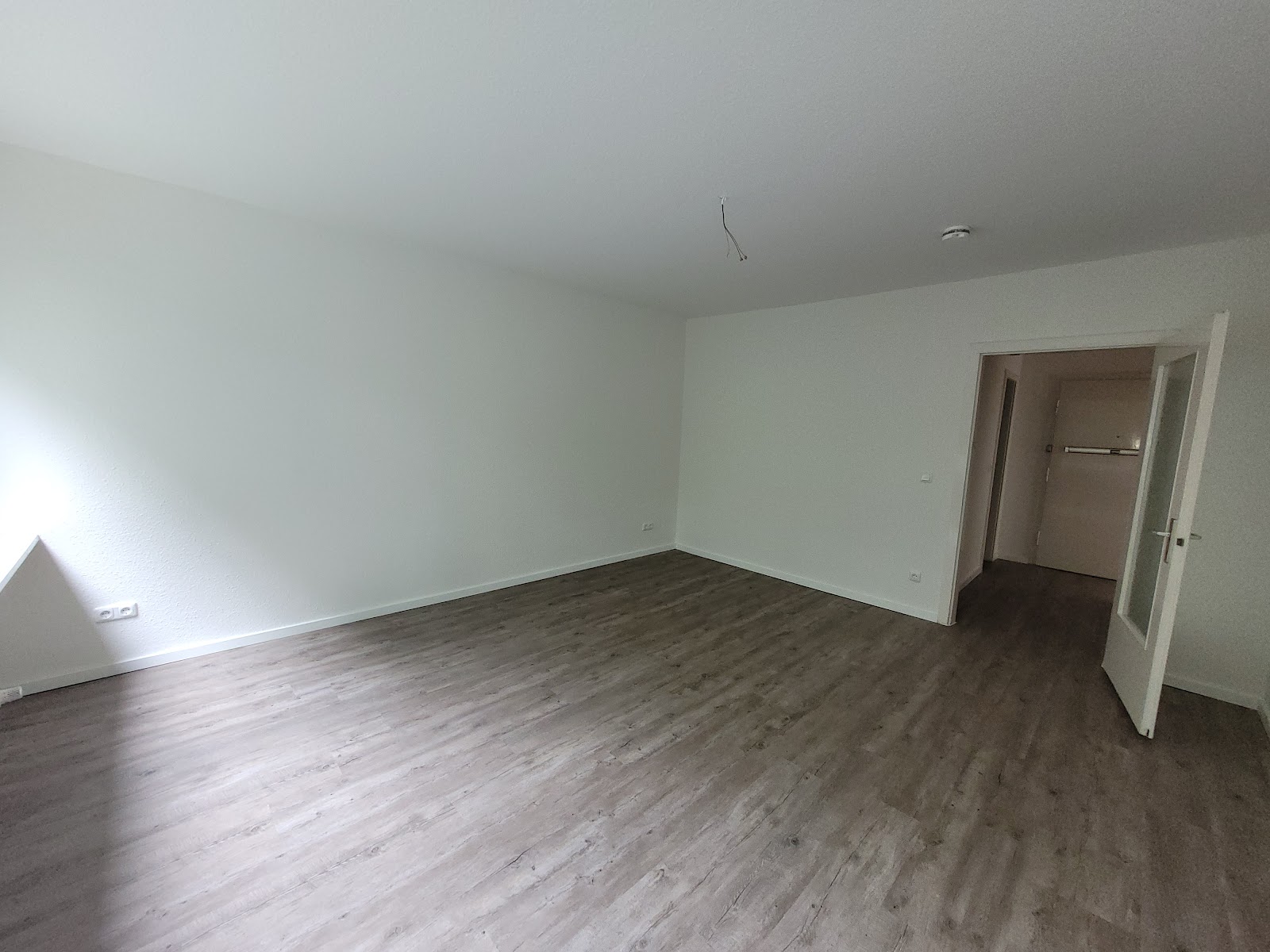 Einblick Wohnzimmer Bild 2