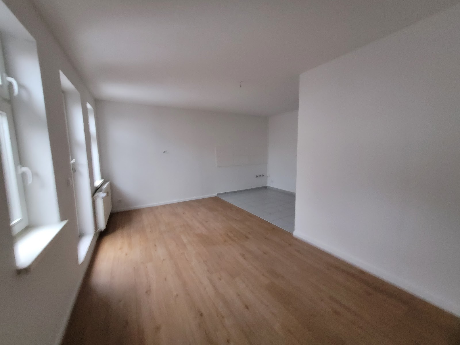 Einblick Wohnraum Bild 3
