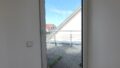 Einblick Wohnzimmer Bild 6-zugang Dachterrasse