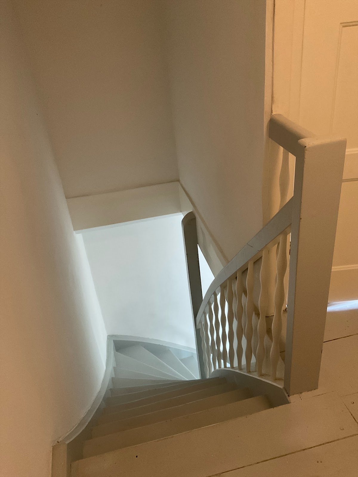 Treppe ins 2. OG