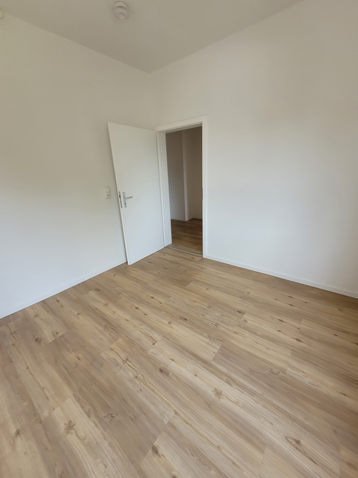 Einblick Schlafzimmer Bild 2