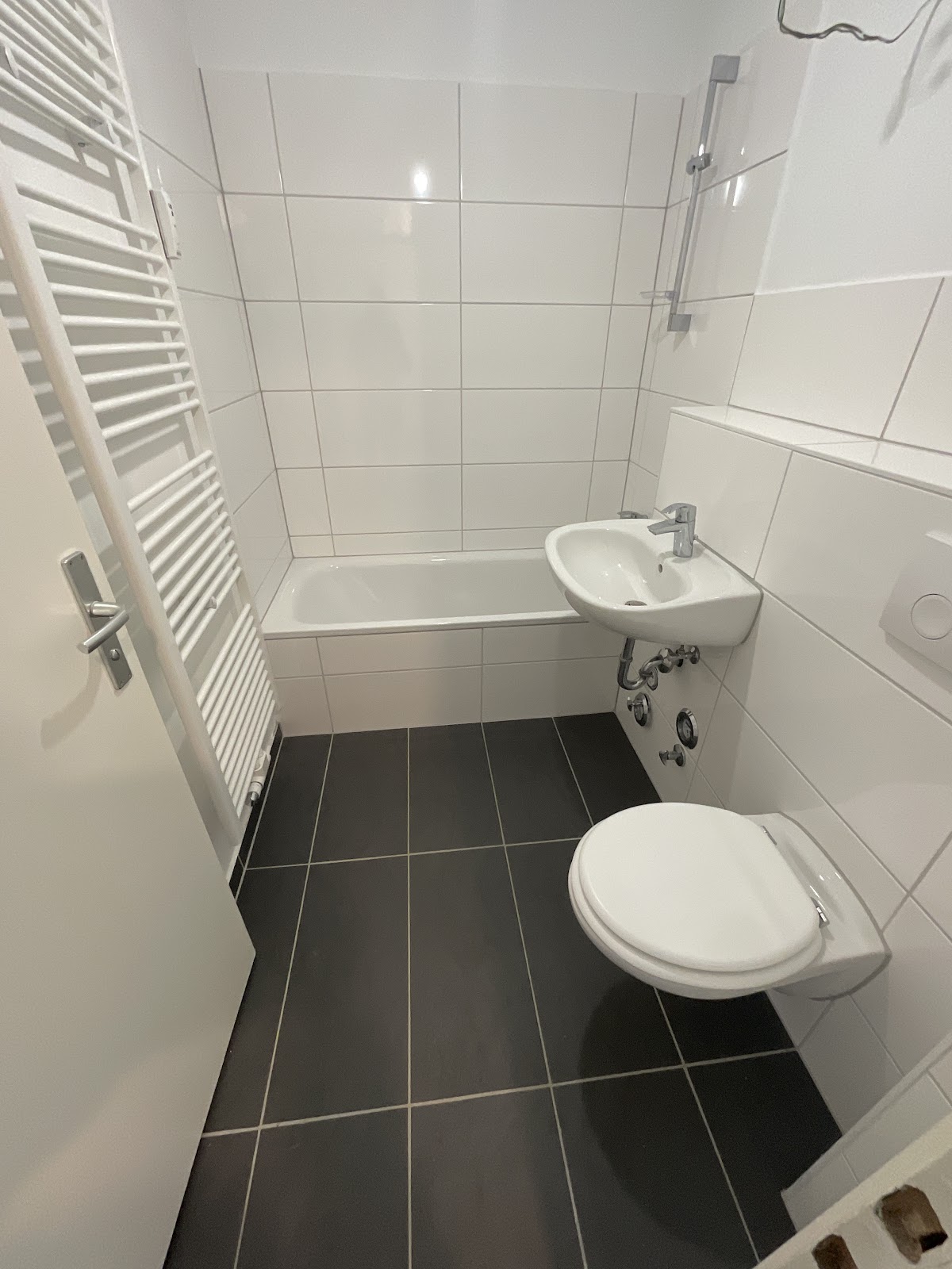 Modernisiertes Wannenbad