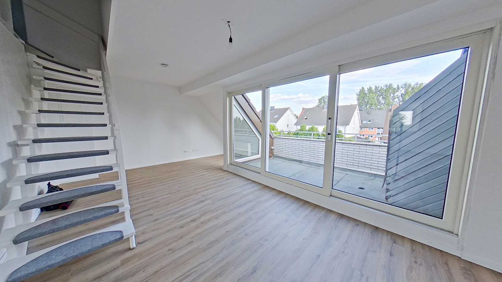 Schöne 3-Zimmer-Wohnung mit Balkon! - Photo 3