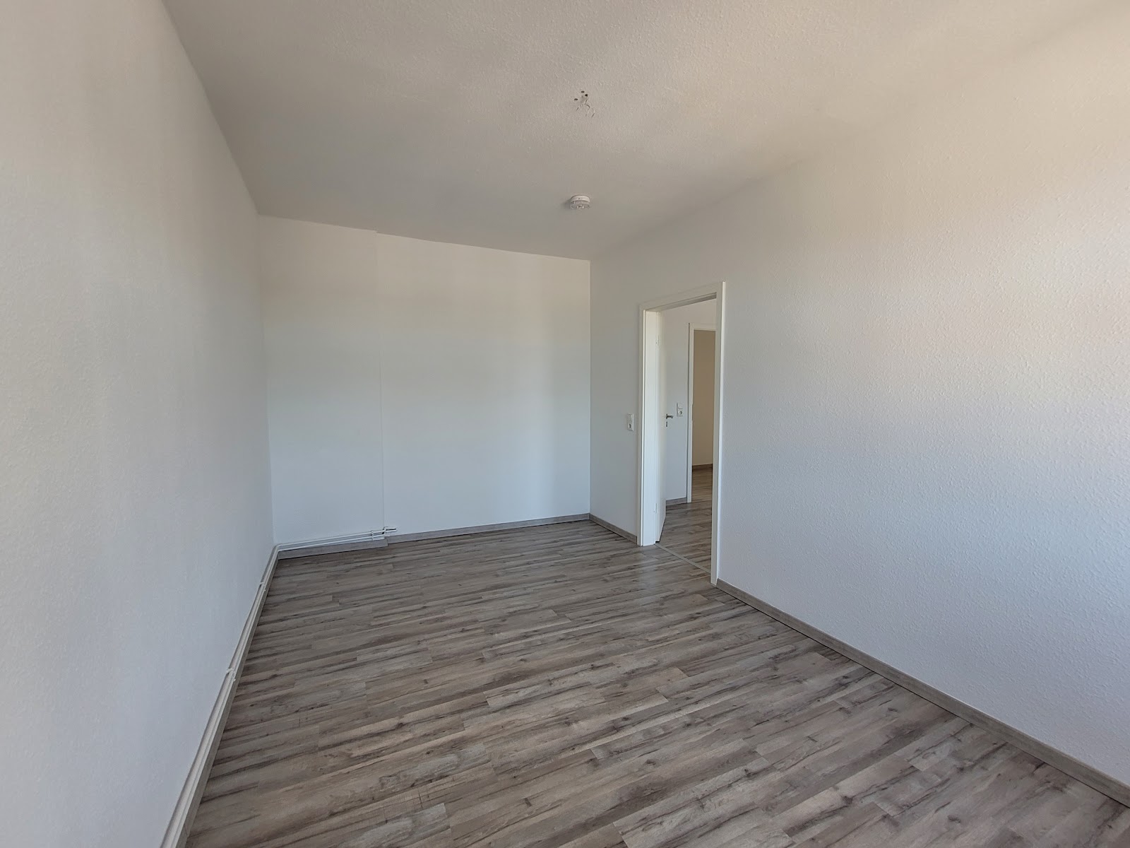Einblick Zimmer 2 Bild 2
