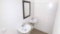 Herren-WC Waschbecken