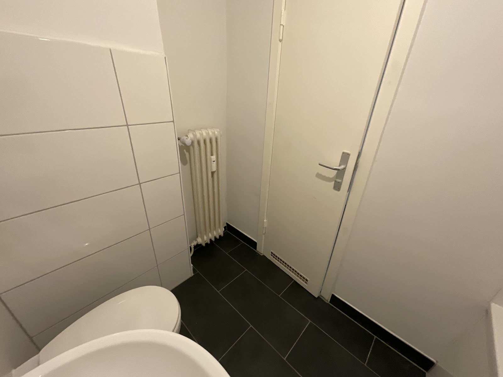 Modernisiertes Wannenbad