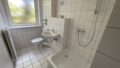 Tageslichtbad mit Dusche