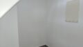 Einblick Flur Nische unter der Treppe Bild 3