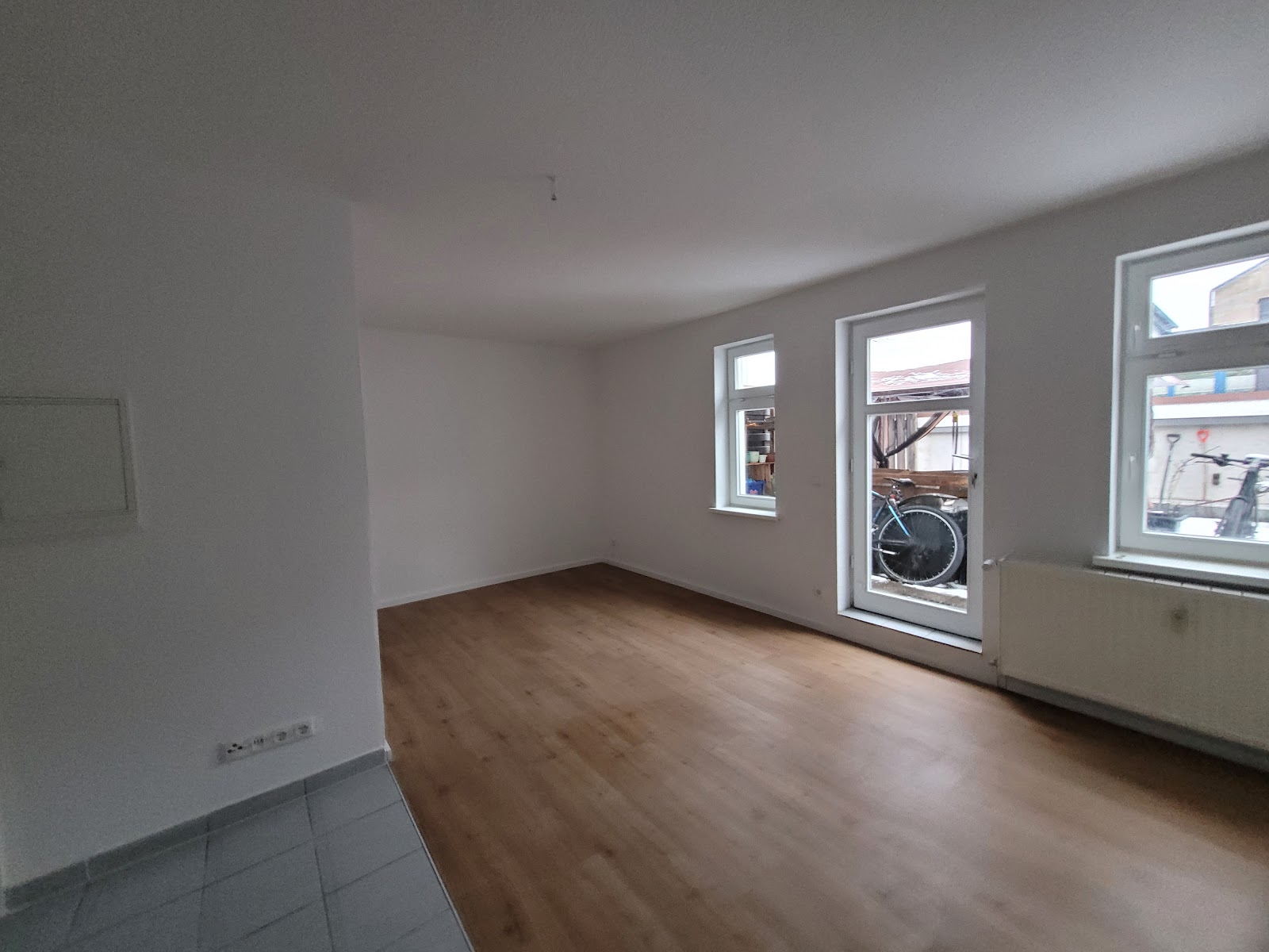 Einblick Wohnraum Bild 2