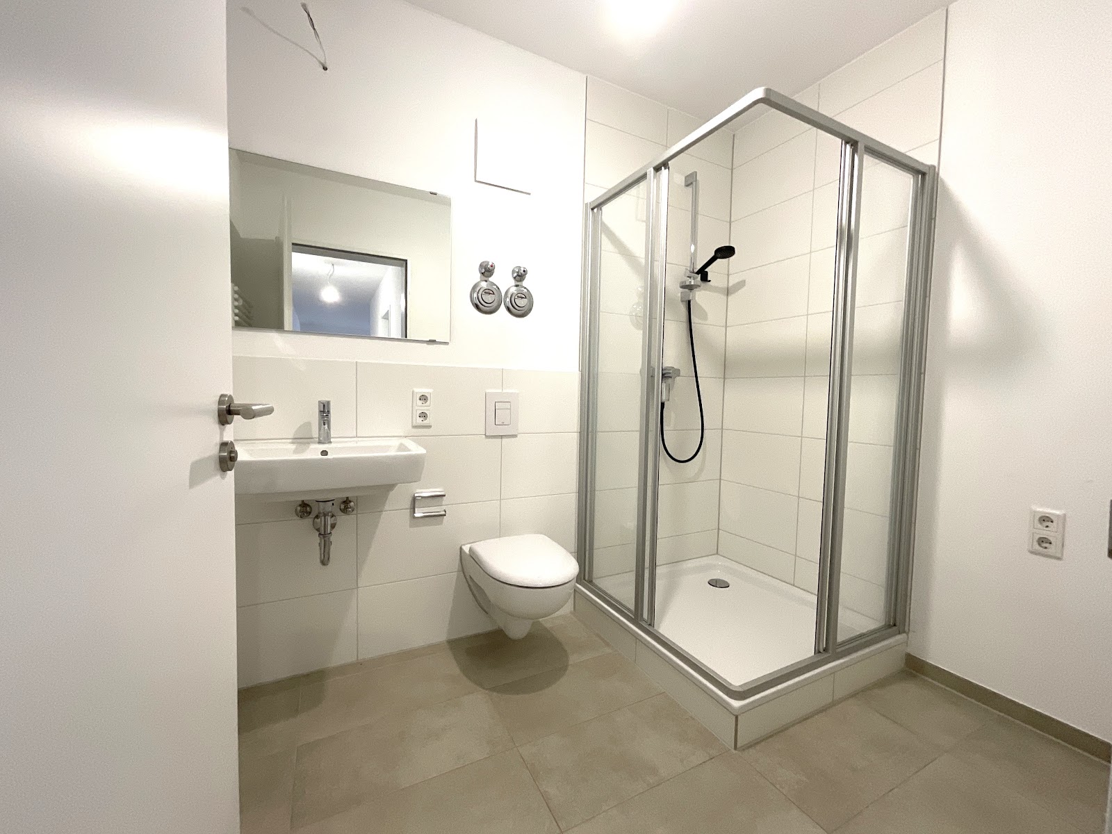 Bad mit Dusche