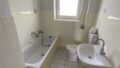 Bad mit Badewanne