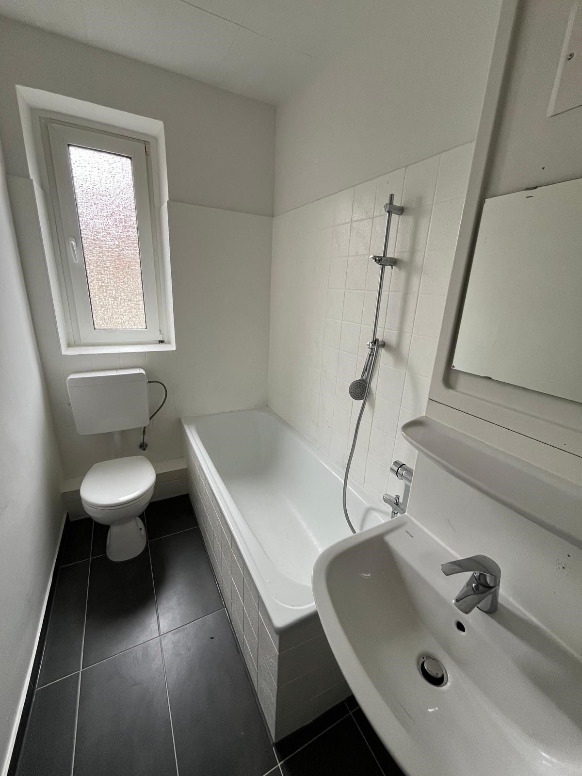 Badezimmer 2