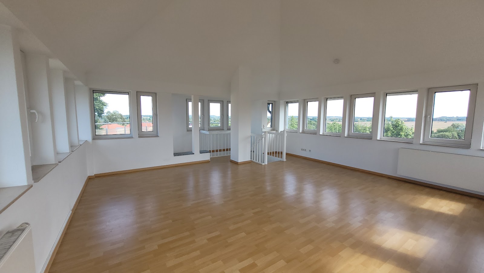 Einblick Wohnzimmer Bild 34