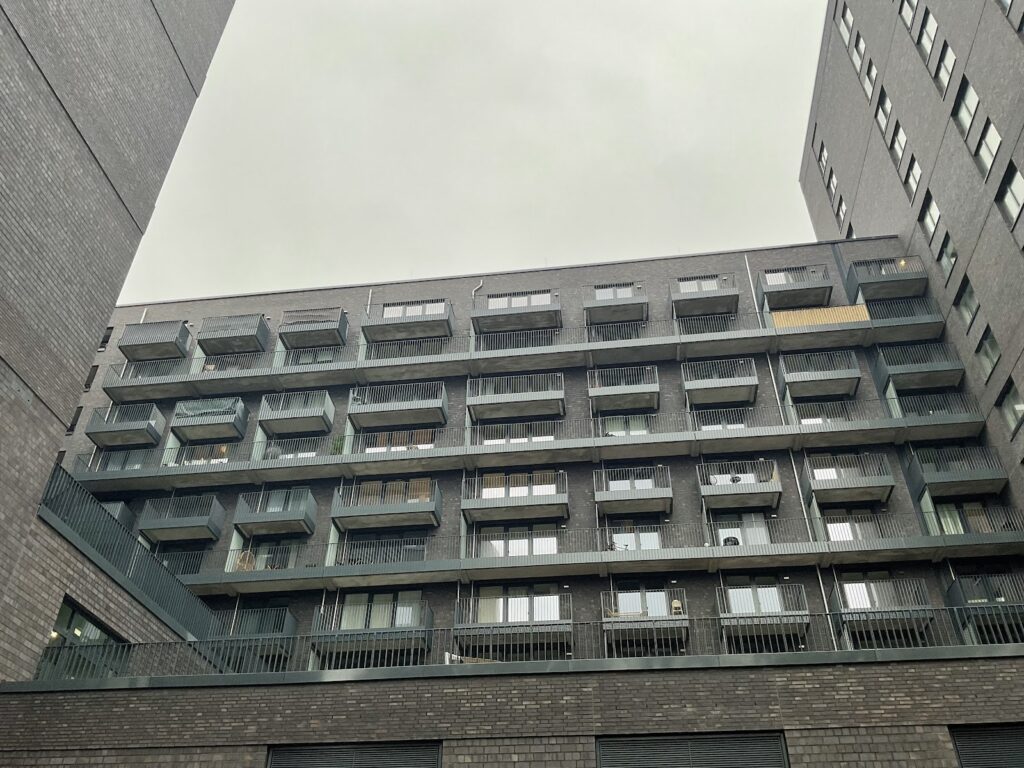 Gebäude