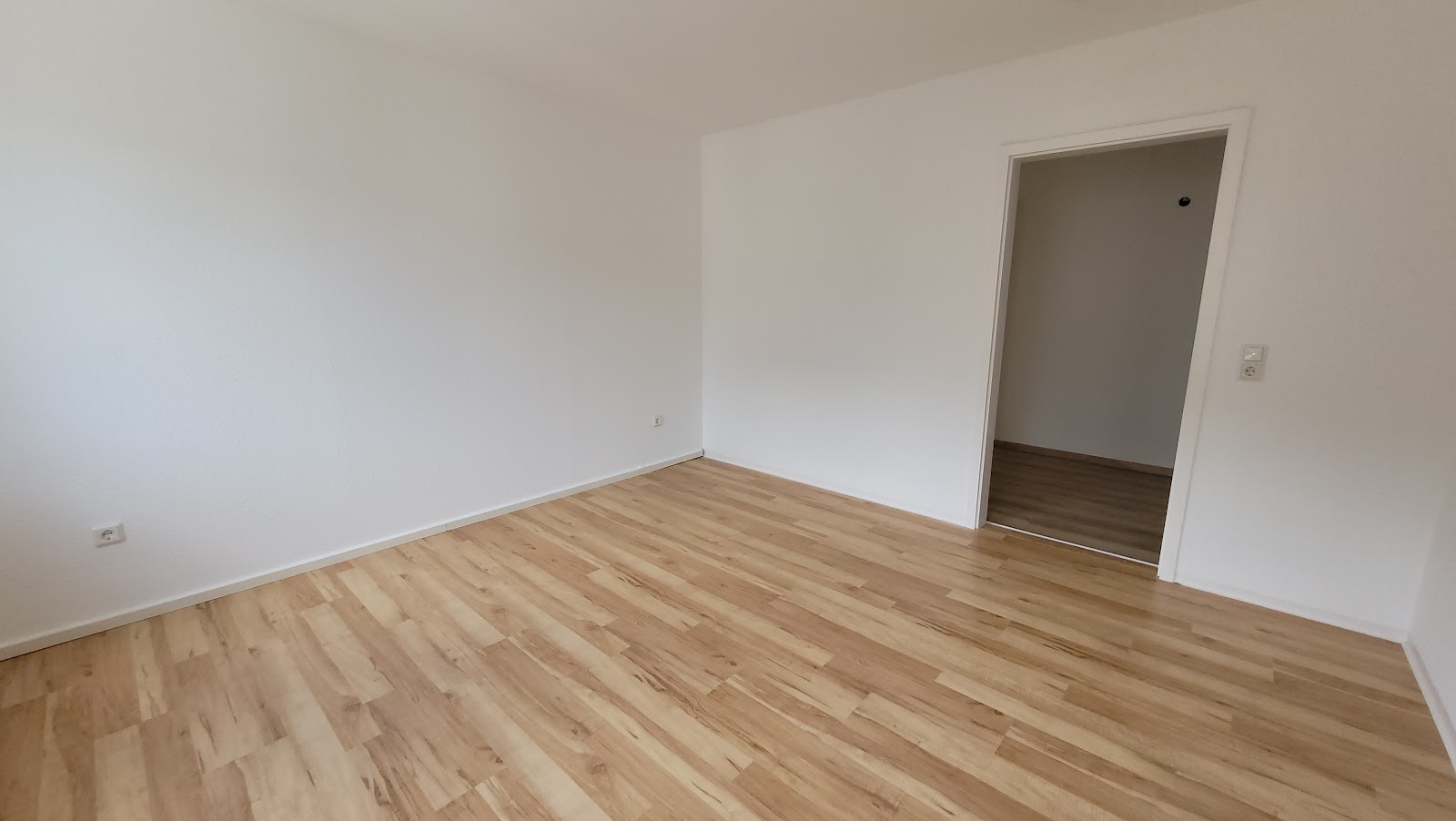 Einblick Zimmer 2 Bild 2